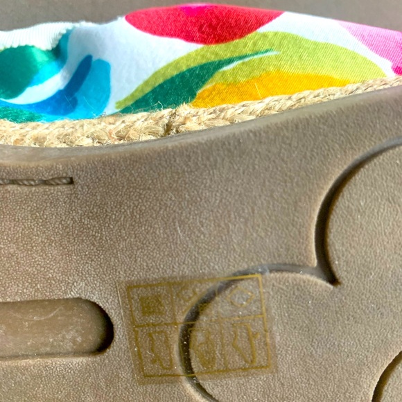 Size 10 * Jeanne Beker * Floral Flat Shoes * Never Worn - Picture 4 of 5